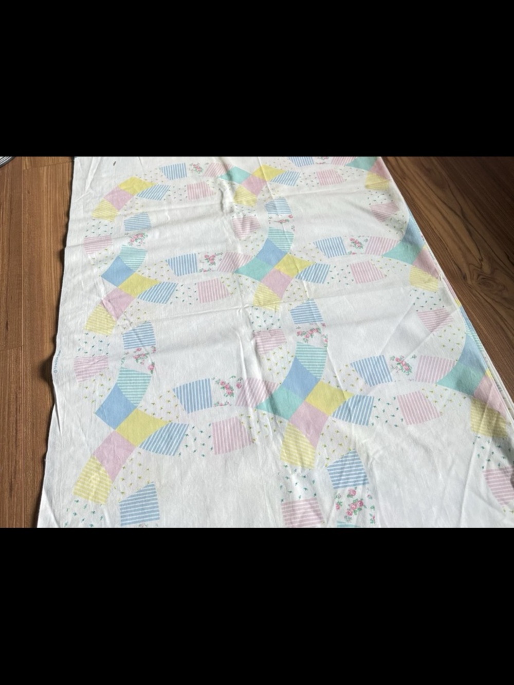 VTG Spring Industries Wedding Ring Cheaters Quilt Cotton Fabric Pastels 2 yards - Picture 8 of 11